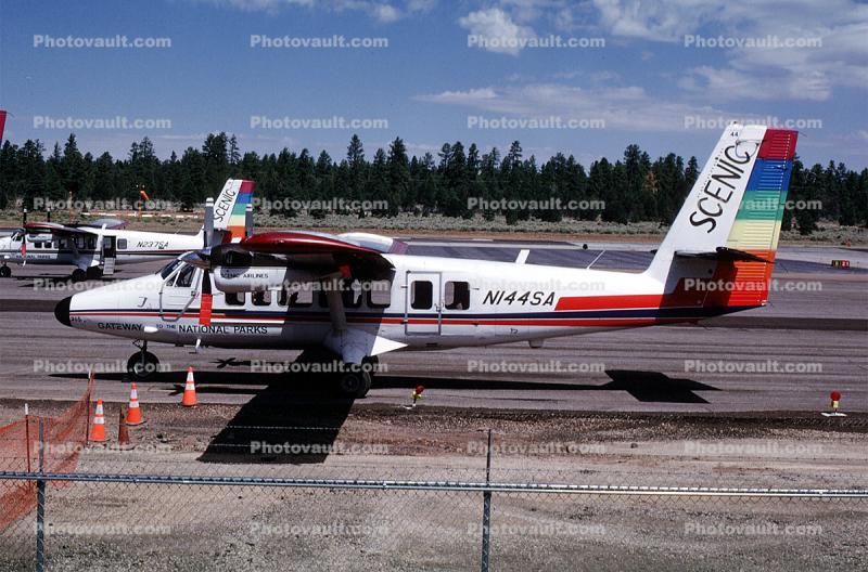 N144SA, De Havilland Canada DHC-6-300 Twin Otter, Scenic Airlines, Grand Canyon, Arizona, PT6A