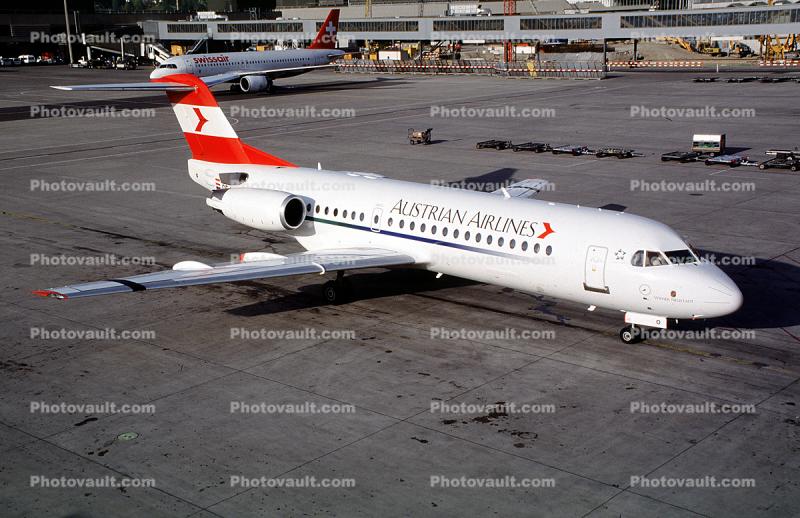 OE-LFO, Austrian Airlines AUA, Fokker F28-0070, Wiener Neustadt, F70 series