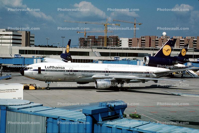 D-ADJO, Douglas DC-10-30, Lufthansa