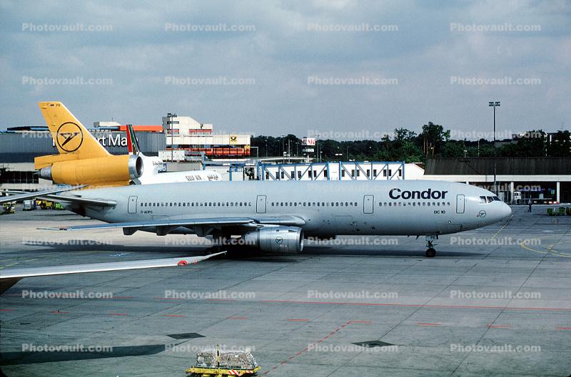 D-ADPO, Douglas DC-10-30, Condor Airlines, CF6-50C2, CF6