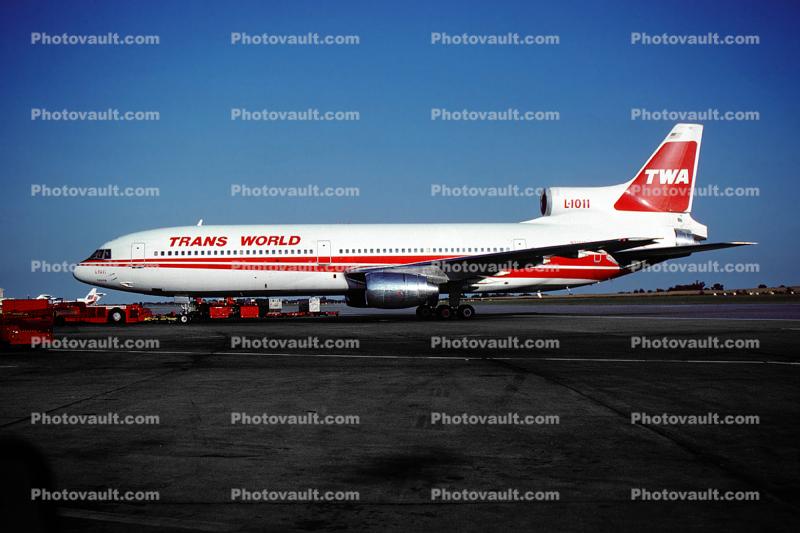 N31010, Lockheed L-1011-1, Trans World Airlines TWA, RB211-22B, RB211, September 1982