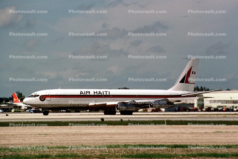 Boeing 707, Air Haiti