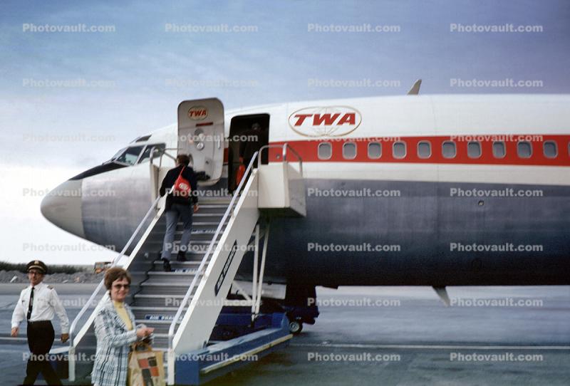 Boarding Passenger, Trans World Airlines TWA, Boeing 707, Stairs, Steps
