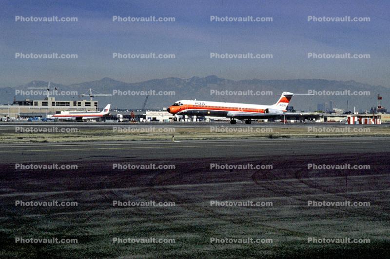 PSA, Pacific Southwest Airlines, Douglas DC-9, Super-80