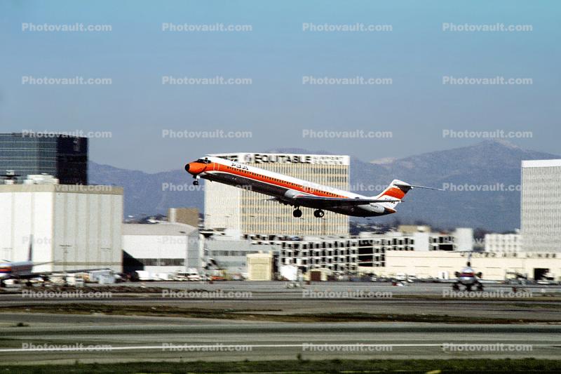 PSA, Pacific Southwest Airlines, Douglas DC-9, Taking-off, Super-80