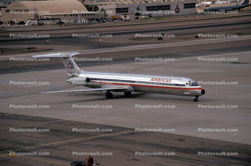 N288AA, American Airlines AAL, Douglas MD-82, JT8D-217C, JT8D