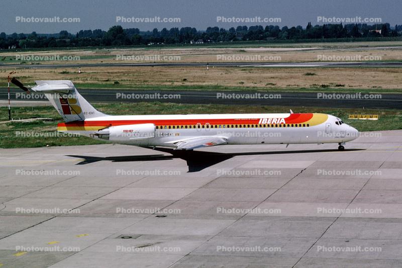 EC-EXT, McDonnell Douglas MD-87, Iberia Airlines, Ciudad de Albacete