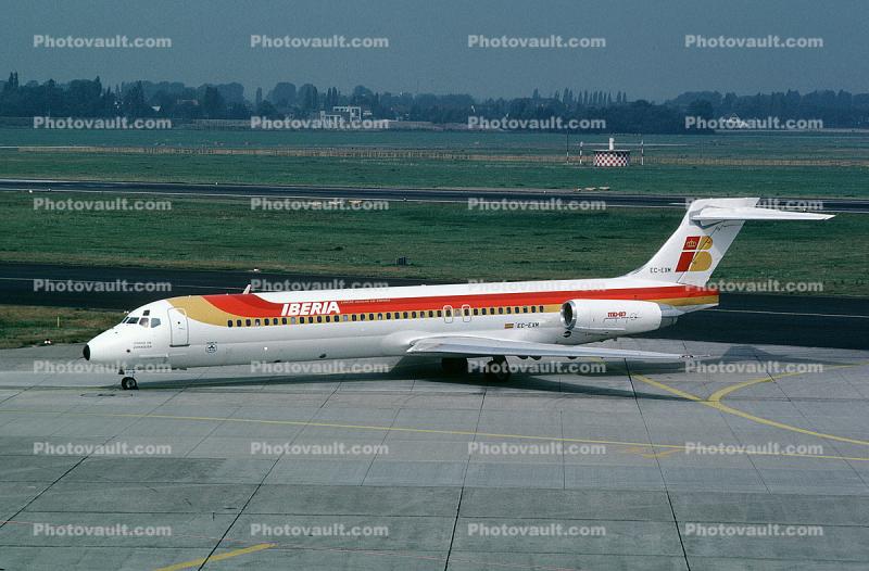 EC-EXM, McDonnell Douglas MD-87, Iberia Airlines, JT8D