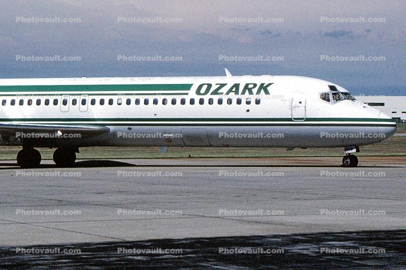 N928L, Ozark, McDonnell Douglas DC-9-34, JT8D-15, JT8D