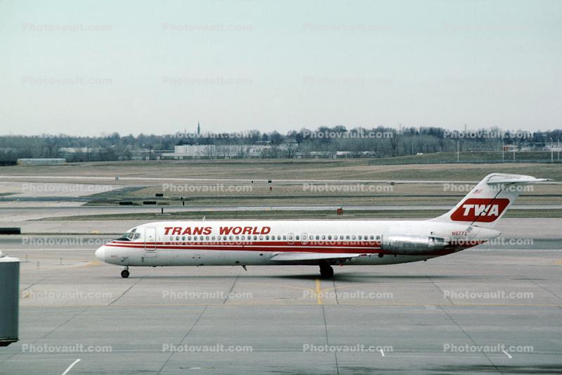N977Z, Trans World Airlines TWA, Douglas DC-9-31, JT8D, JT8D-9A s3