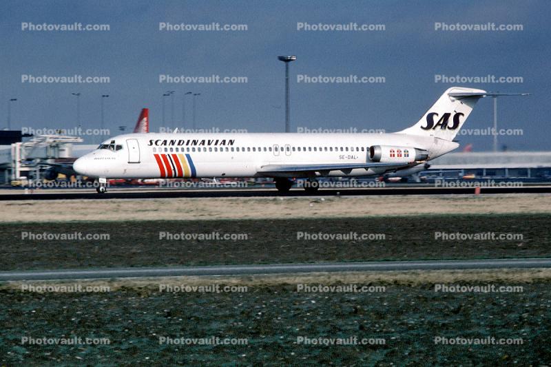 SE-DAL, Scandinavian Airline System, Douglas DC-9-41 	, JT8D