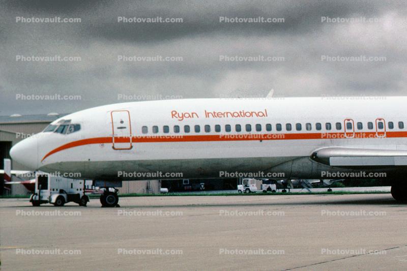 N7044U, Ryan International, Boeing 727-22, JT8-7B, JT8, JT8D, 727-200 series