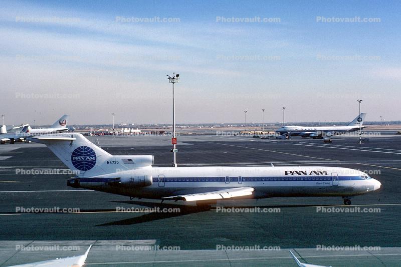 N4735, Boeing 727-235, Pan American Airways PAA, 35 Clipper Daring, JT8D, JT8D-7B, 727-200 series