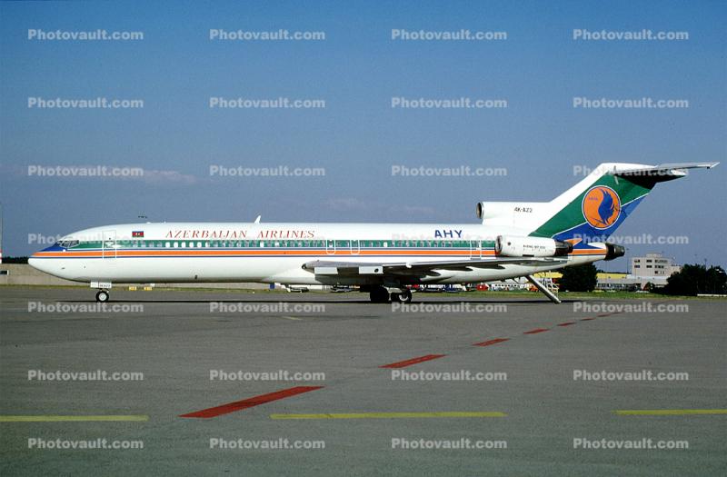 4K-AZ2, Azerbaijan Airlines, Boeing 727-235