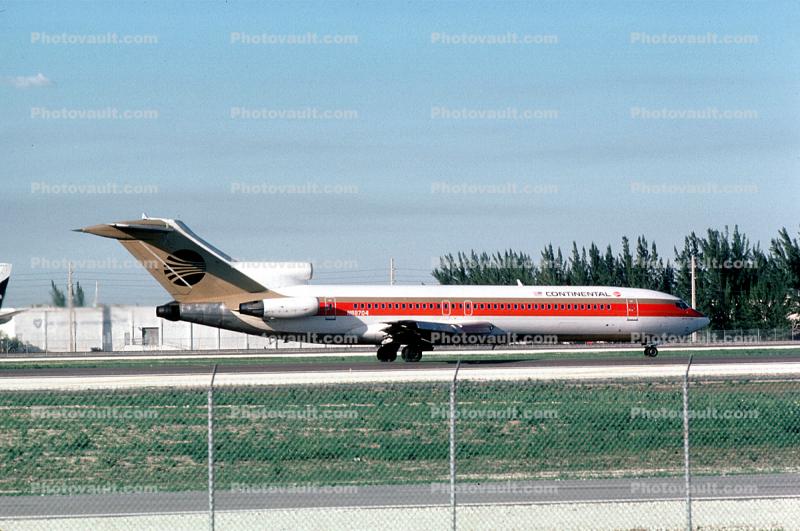 N88704, Boeing 727-224, Continental Airlines COA, JT8D-9A, JT8D, 727-200 series