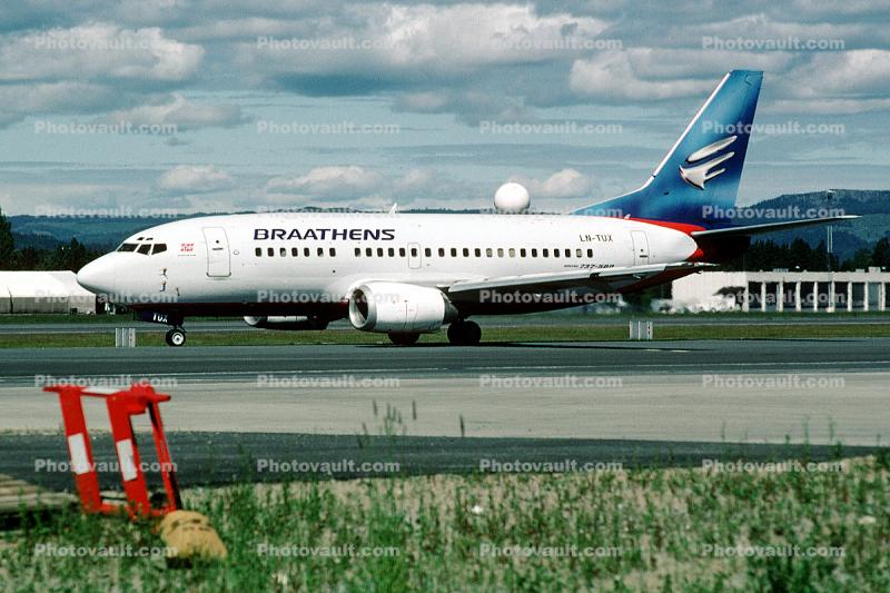 LN-TUX, Braathens, Boeing 737-548, CFM-56, 737-500 series, CFM56-3B1, CFM56