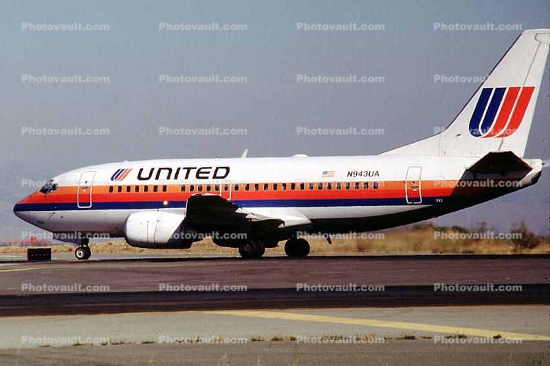 N943UA, Boeing 737-522, United Airlines UAL, 737-500 series, CFM56-3C1, CFM-56, CFM56