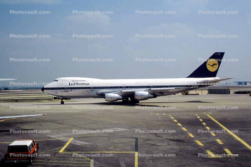 D-ABYW, Boeing 747-230BF, Lufthansa, 747-200 series, CF6-50E2, CF6