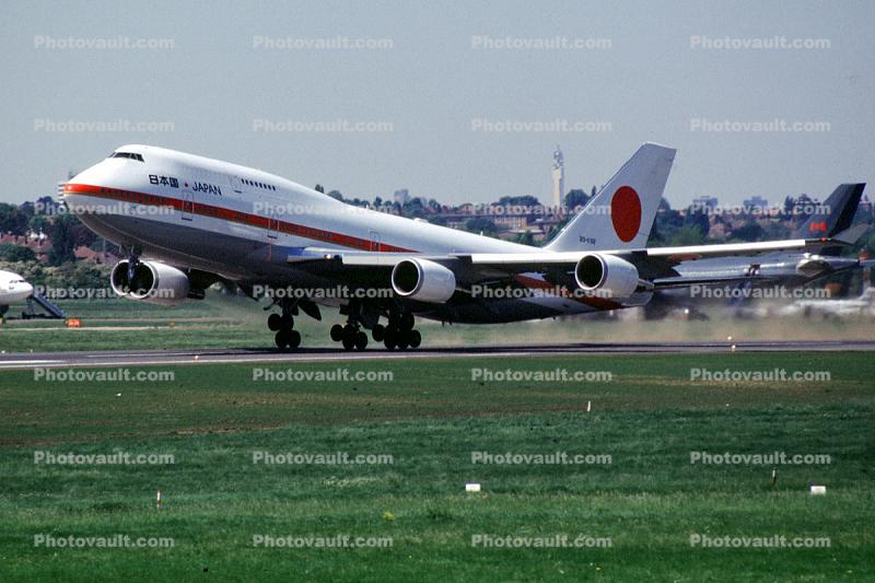 Japan Government, Boeing 747 taking-off