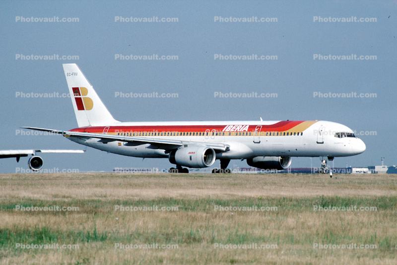 EC-FXU, Iberia Airlines IBE, Boeing 757, RB211-535 E4, RB211