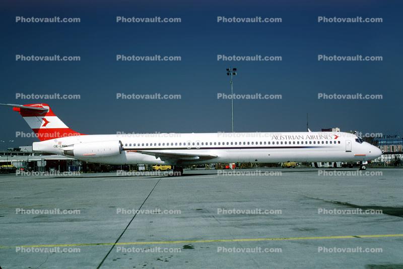 OE-LMD, McDonnell Douglas MD-83, Austrian Airlines AUA, JT8D, JT8D-219