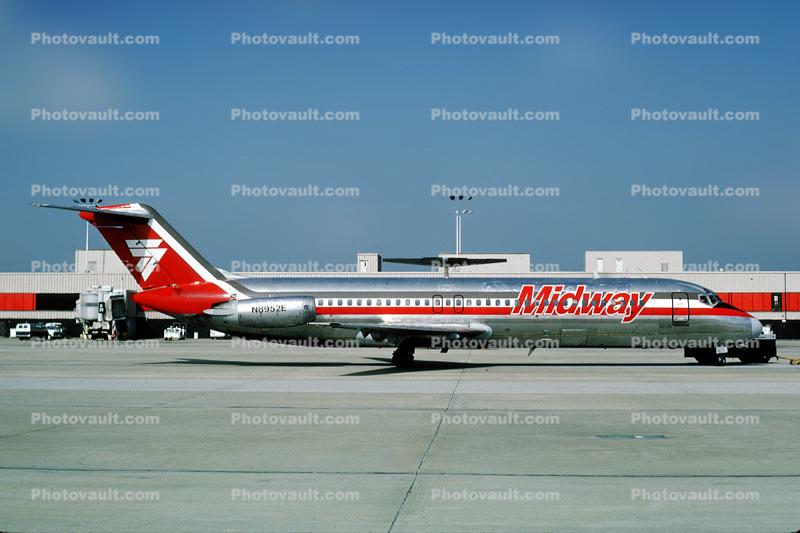 N8952E, Midway Airlines MDW, Douglas DC-9-31