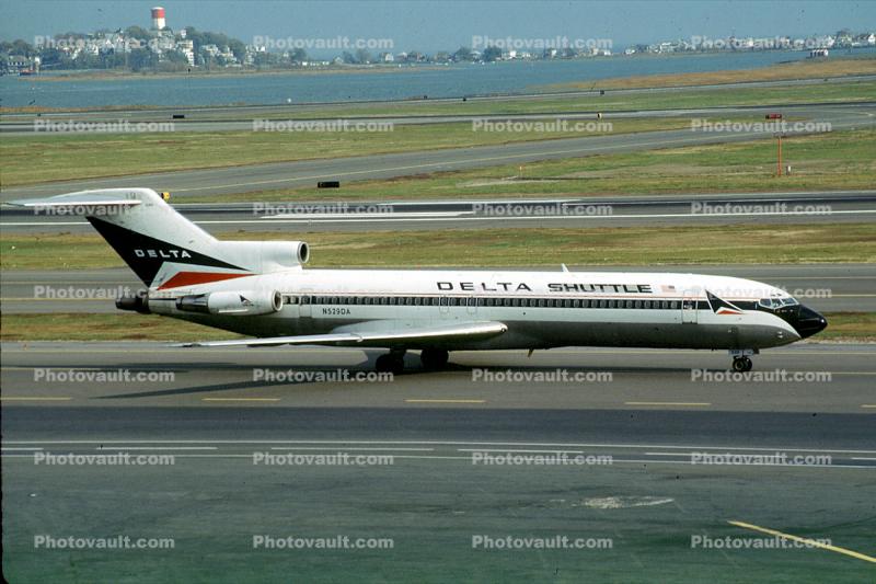 N529DA, Boeing 727-232(Adv), Delta Air Lines, 727-200 series