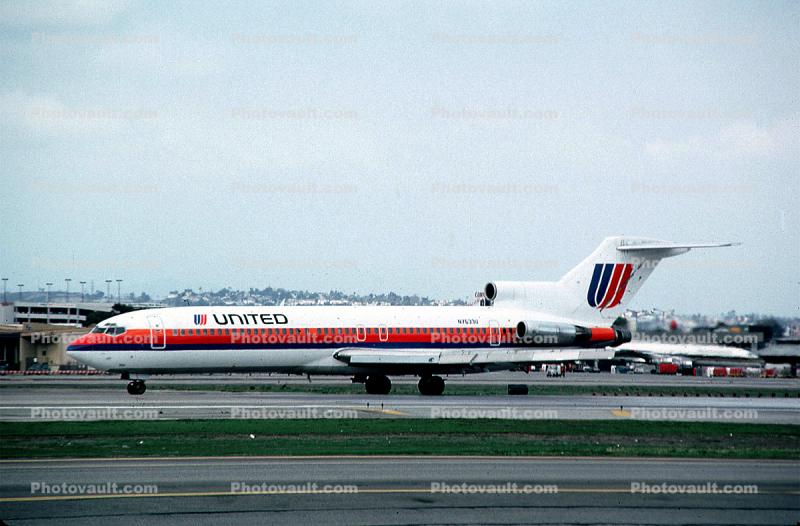 N7633U, Boeing 727-222, 727-200 series