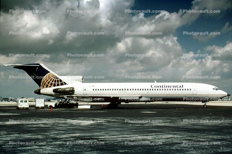 N579PE, Boeing 727-243A, Continental Airlines COA,  JT8D, JT8D, JT8D-9A s3, 727-200 series