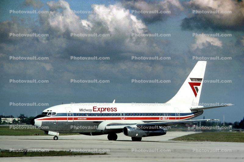 G-BGYJ, Midway Express, Boeing 737-204ADV, 737-200 series, JT8D-15, JT8D