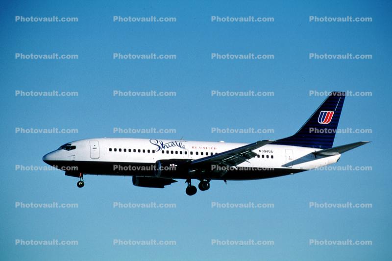 N394UA, Shuttle by United, Boeing 737-322, 737-300 series, CFM56-3C1, CFM56