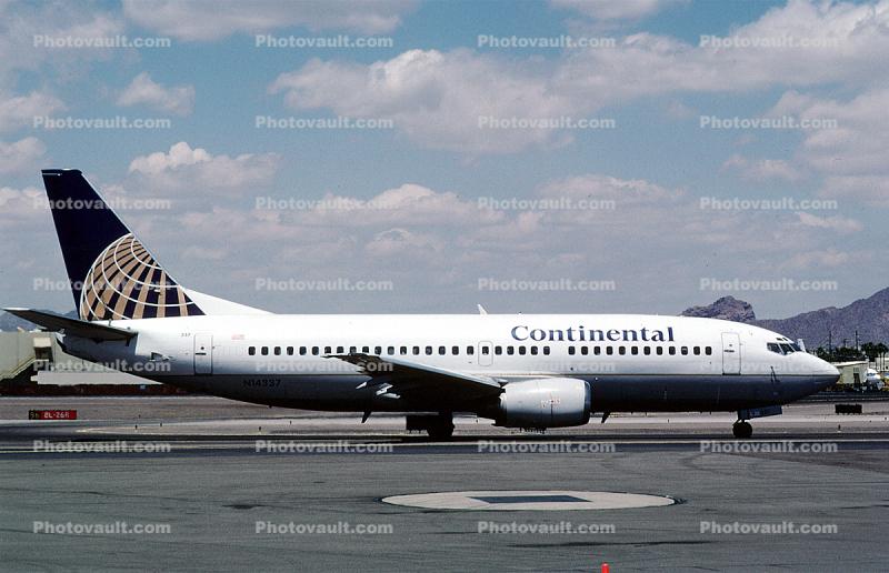 N14337, Boeing 737-3T0, Continental Airlines COA, CFM56-3B1, CFM-56, 737-300 series, CFM56