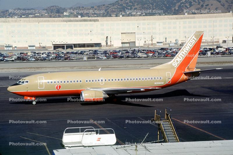 N610WN, Boeing 737-3H4, Southwest Airlines SWA, 737-300 series, Burbank-Glendale-Pasadena Airport (BUR), CFM56-3B1, CFM56, Cars, Automobiles, Vehicles