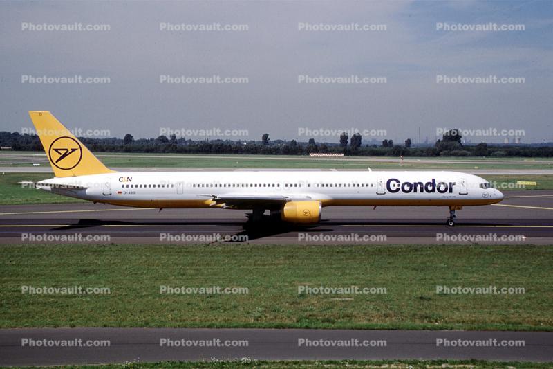 D-ABOI, Boeing 757-330, Condor Airlines, RB211