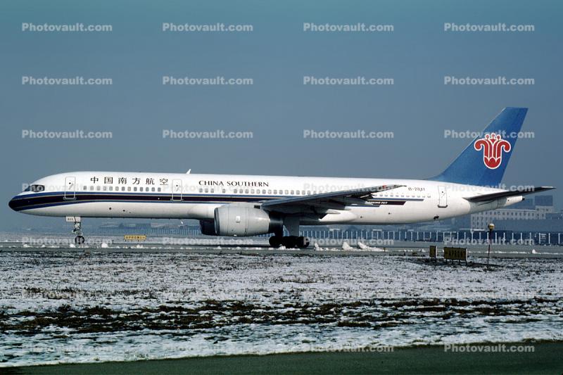B-2811, Boeing 757-21B, China Southern Airlines CSN, RB211