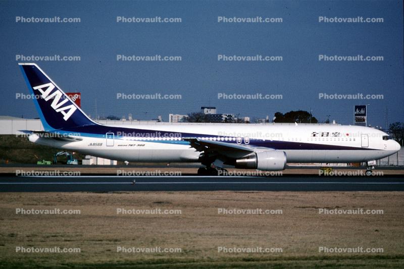 JA8568, Boeing 767-381, All Nippon Airways, 767-300 series, CF6