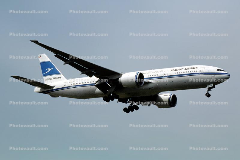 Boeing 777-269ER, Kuwait Airways, (LHR), 9K-AOA, 777-200 series, Al Ourain, GE90-90B, GE90