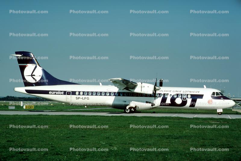 SP-LFG, LOT Polish Airlines, ATR72-202, ATR72, PW124B