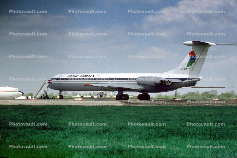 UK86576, Panaf Airways, Ilyushin Il-62M