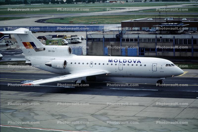 ER-YCA, Air Moldova Airlines, Yak-42D