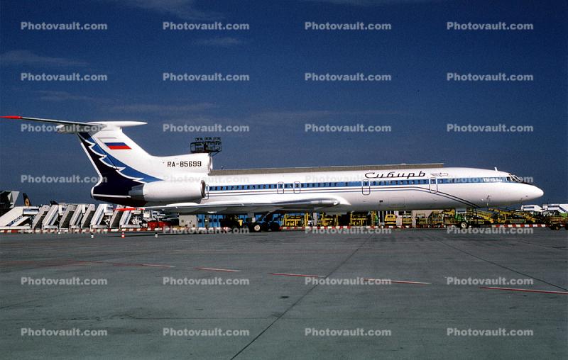 RA-85699, Tupolev TU-154
