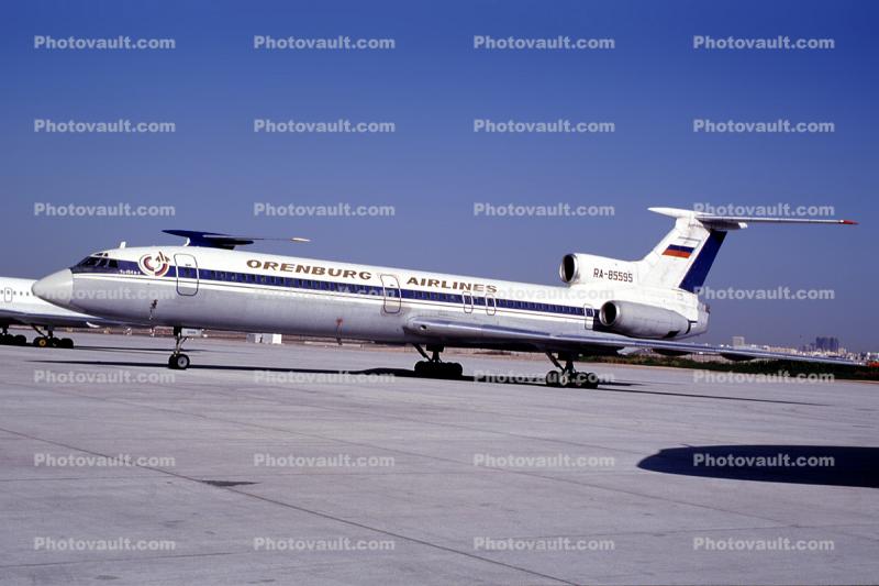 RA-85595, Tupolev Tu-154B2, Orenburg Airlines