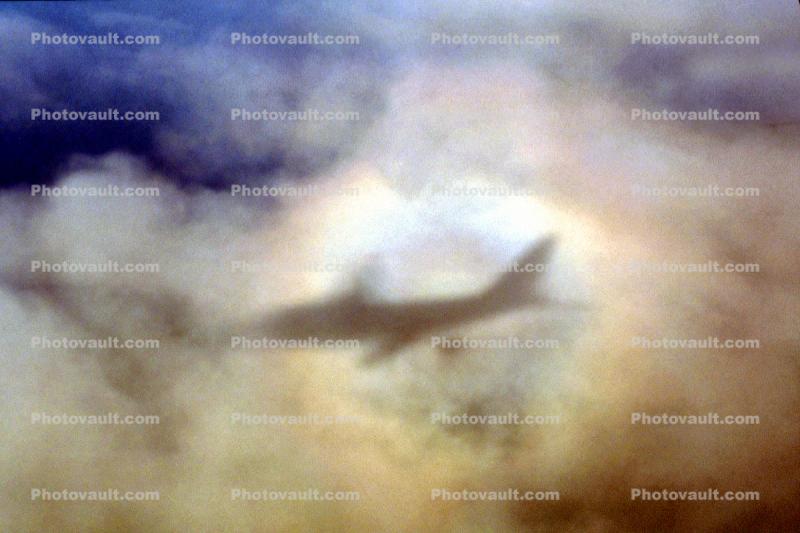 Airbus A340, 360 degree rainbow, Shadow, Glory Ring Halo, Cloudbow, daytime, daylight