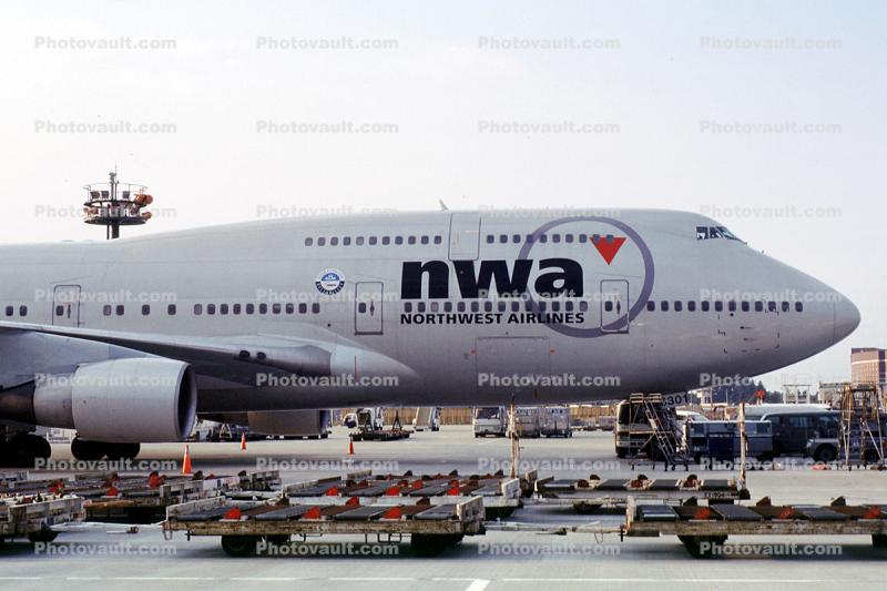 N661US, Boeing 747-451, Northwest Airlines NWA, 747-400 series, PW4056, PW4000