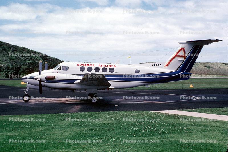 VH-AAZ, Advance Airlines, Beech 200 King Air, PT6A
