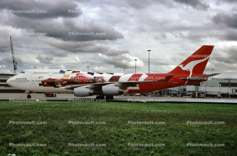 VH-OJC, Boeing 747-438, 747-400 series, Qantas Airlines, City of Melbourne