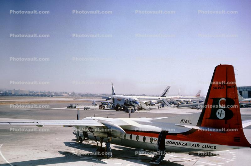 N747L, Fairchild F-27, Bonanza Air Lines, 1964, 1960s, Airstair