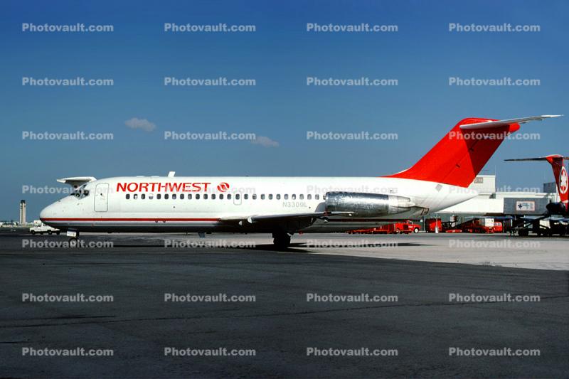 Northwest Airlines NWA, N3309L, Douglas DC-9-14 , JT8D