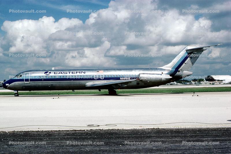 N8986E, Eastern Airlines EAL, Douglas DC-9-31, clouds, JT8D, JT8D-9A s3