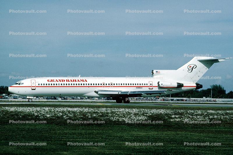 N8861E, Grand Bahama, Boeing 727-225/Adv, 727-200 series